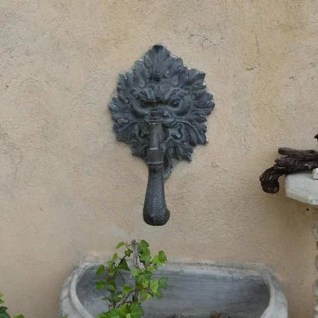 Charmantes Pfarrhaus Mit Seeblick Und Garten Appartement *