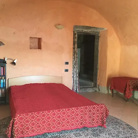 Charmantes Pfarrhaus Mit Seeblick Und Garten * Ghiffa