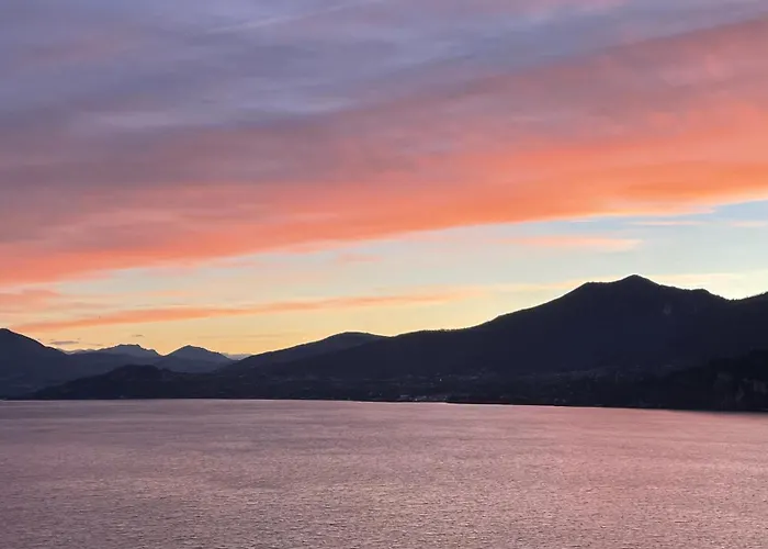 Charmantes Pfarrhaus Mit Seeblick Und Garten * Ghiffa