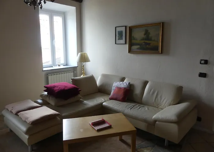 Charmantes Pfarrhaus Mit Seeblick Und Garten * Ghiffa